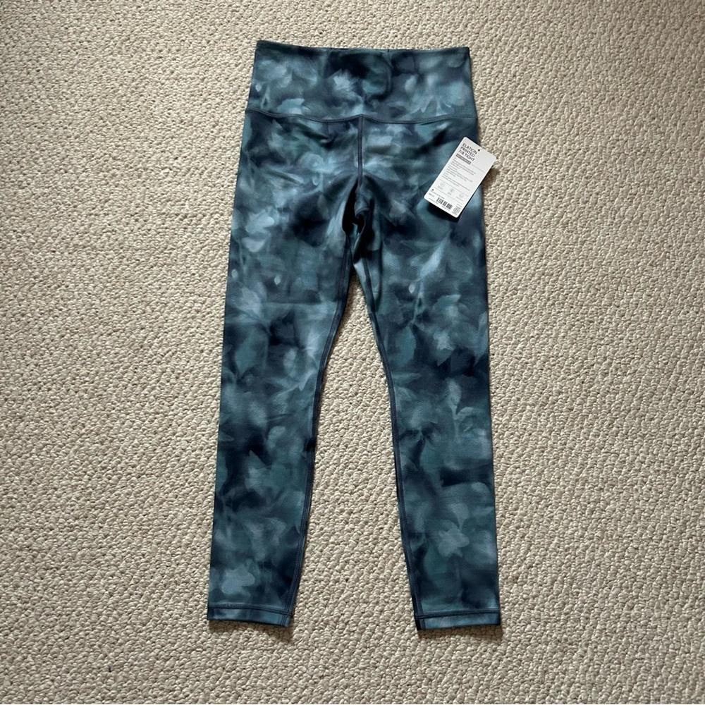 NWT Athleta Elation 7/8 Printed Tight Size Small - Picture 2 of 7